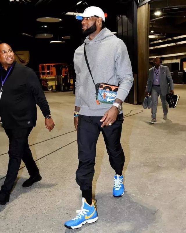 一星期后就 一星期后就