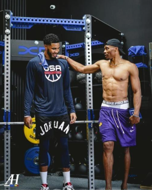 卡池入口在 卡池入口在