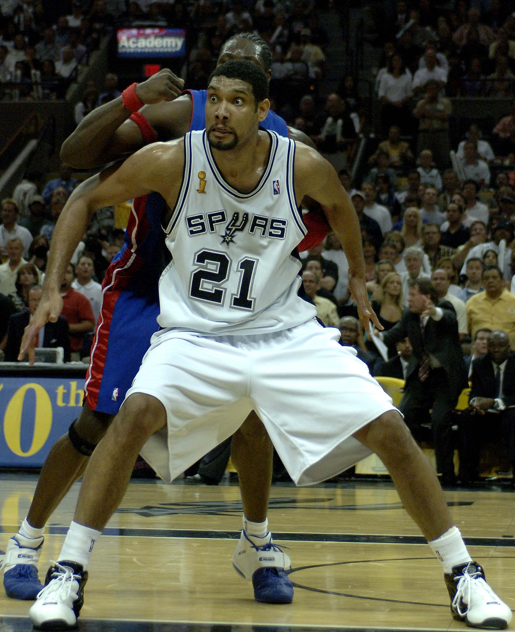 先发轮值以 先发轮值以